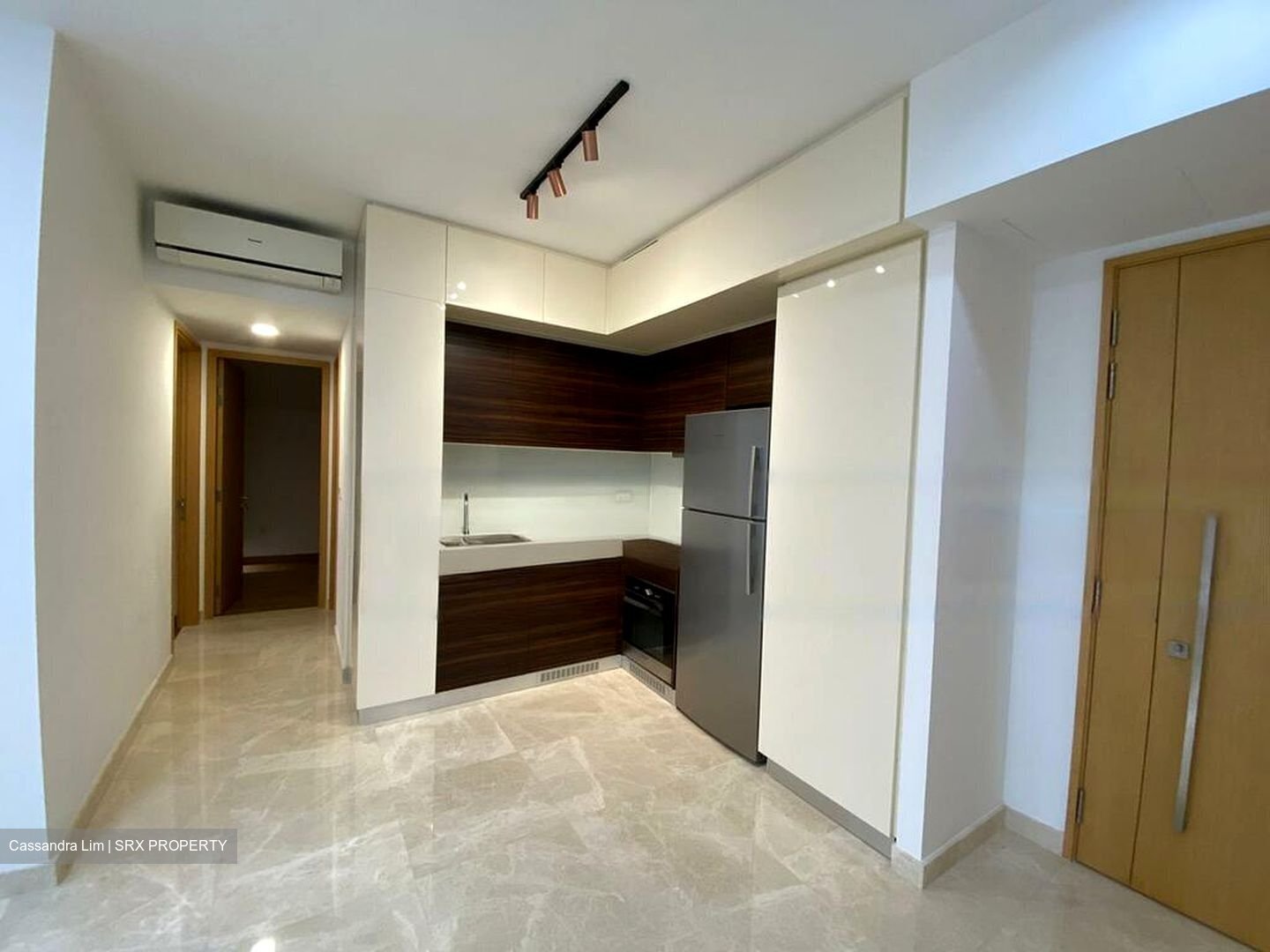 Commonwealth Towers (D3), Condominium #436201231
